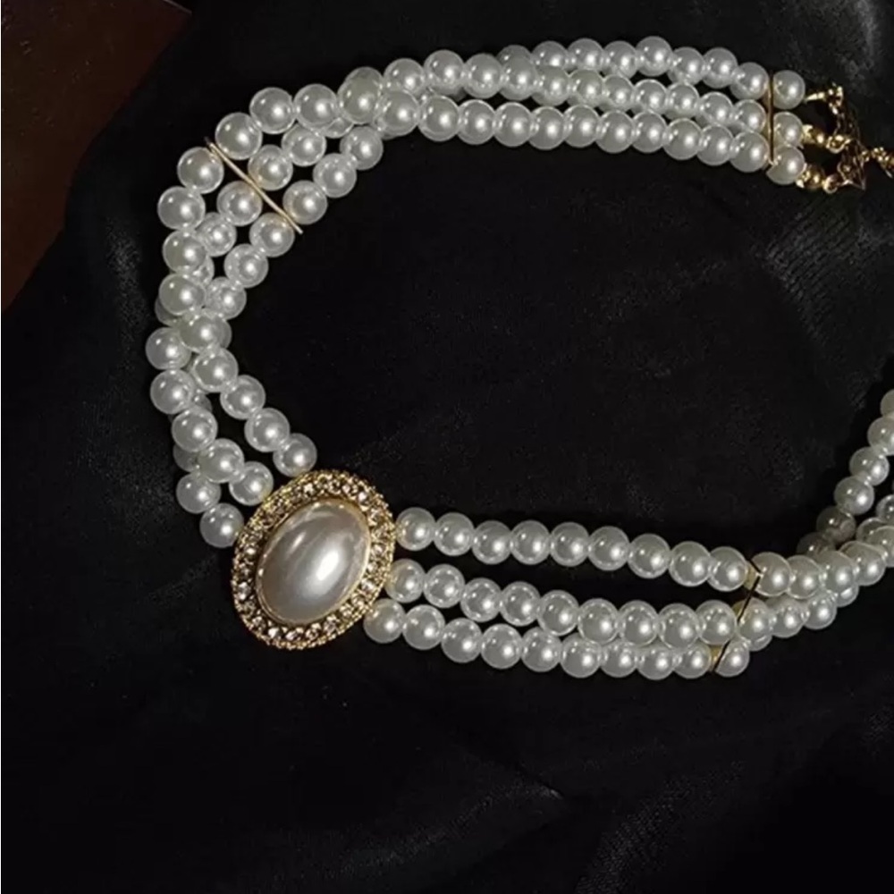 Victorian Pearl Choker Gold Cameo Clasp - Picture 2 of 7